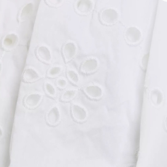 Rails Dari 100% Cotton Blouse with Eyelet Sleeve Detail. Size L - Picture 6 of 14